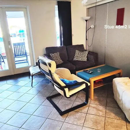 Helt I Vannkanten As Apartment *