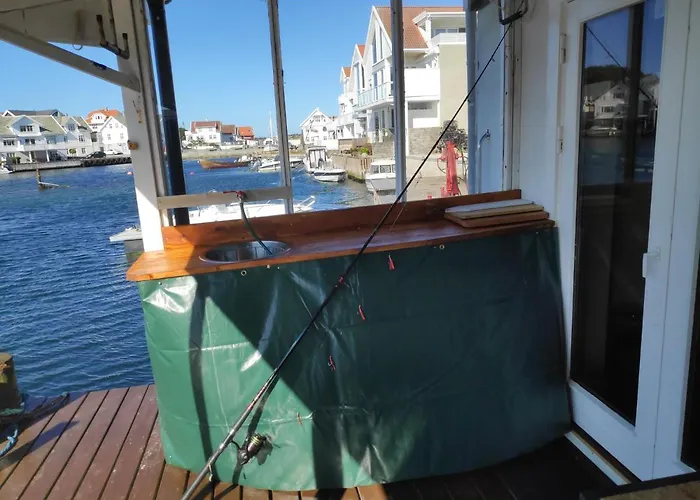 Apartment Helt I Vannkanten As *